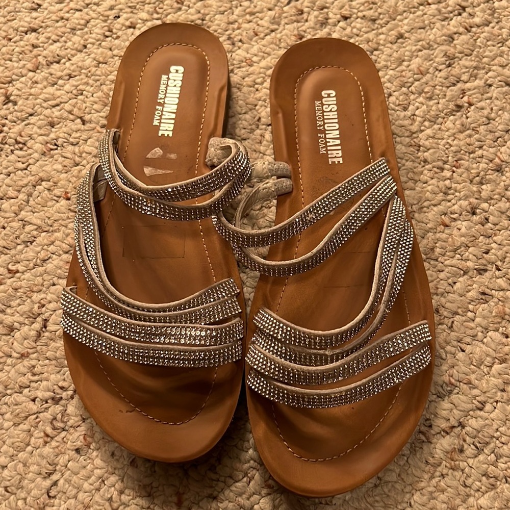 Cushionaire Sandals